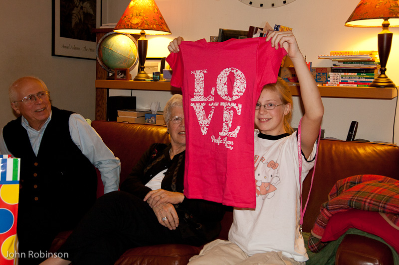 October 24, 2010<nbsp/> @<nbsp/> 13:31<br/><br/>cool shirt from Aunt Solveig